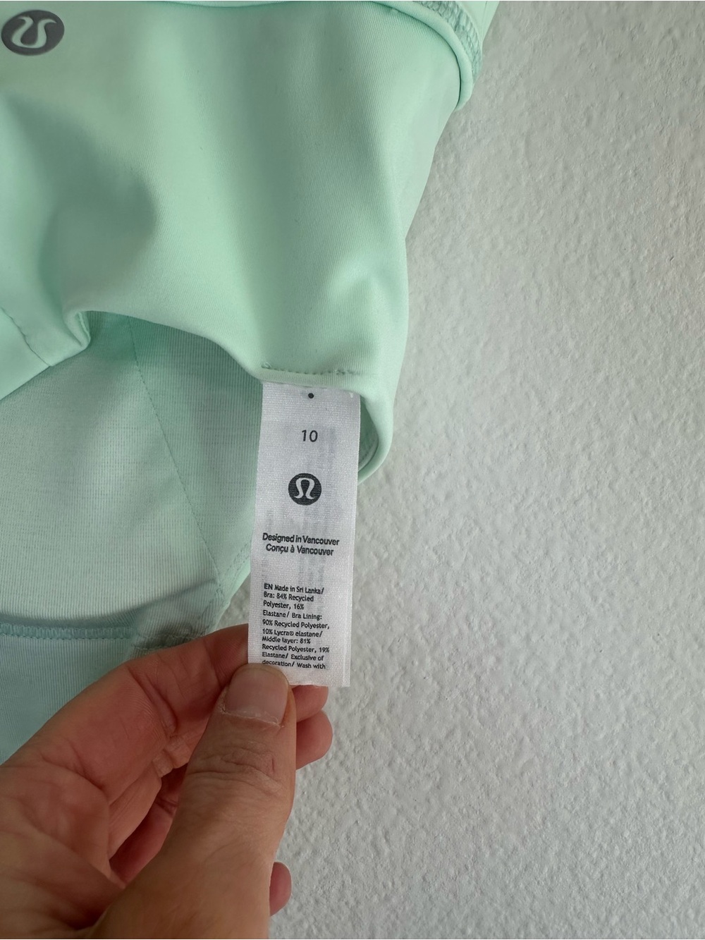 Lululemon Envital Bra, PISTACHIO GREEN! Size 10, crisp tag - Picture 5 of 6